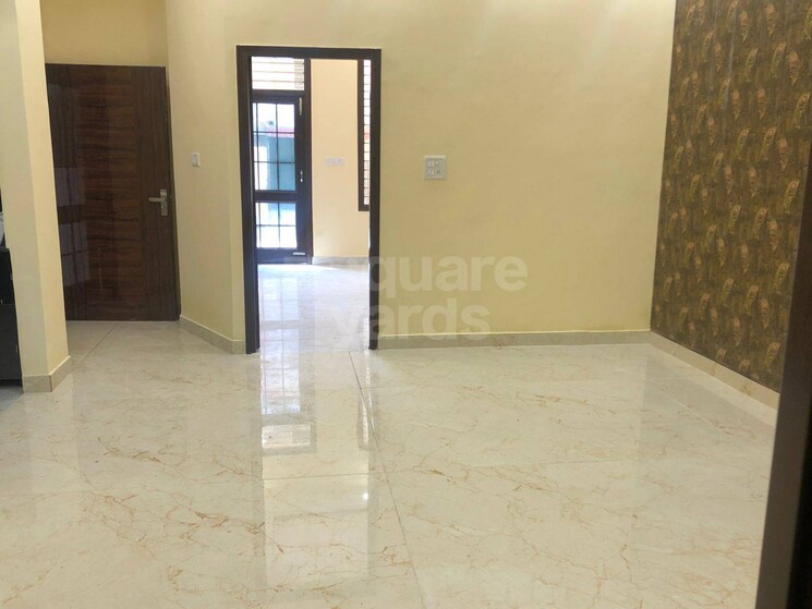 Resale 4 Bedroom 1650 Sq.Ft. Apartment in Motia Royal Estate, Lohgarh ...