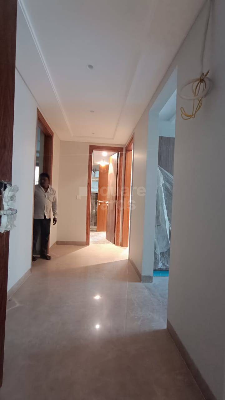 Resale 3 Bedroom 2200 Sq.Ft. Builder Floor in Kohli One Malibu Town