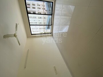 Master Bedroom in 2 BHK Apartment at Tain Square, Wanwadi – for Rent