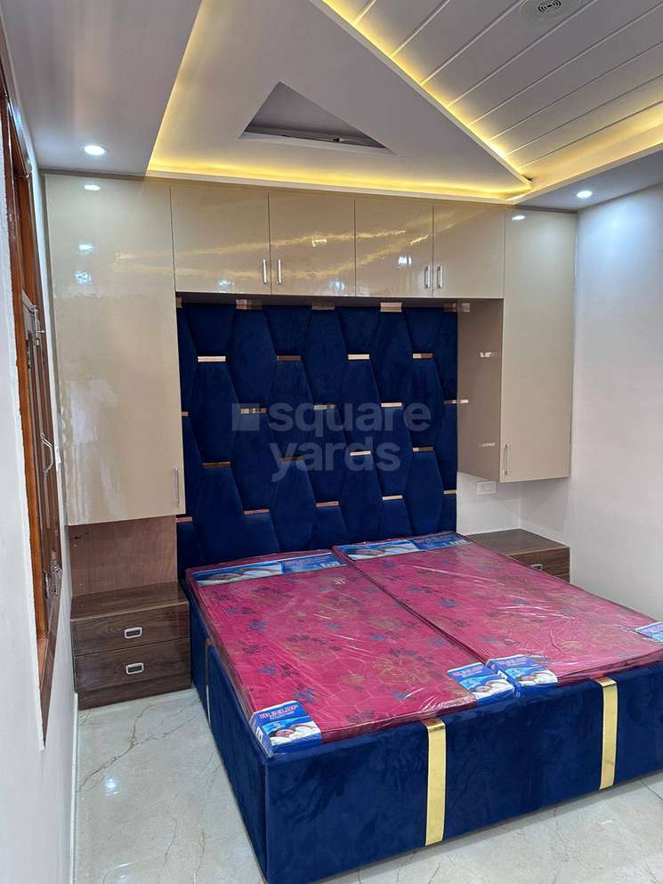 2 Bedroom 62 Sq.Yd. Builder Floor in Dwarka Mor Delhi