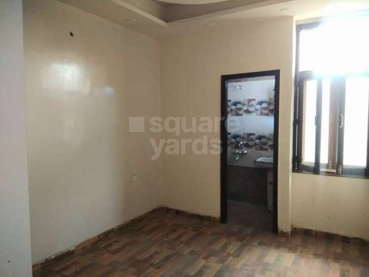 2 Bedroom 850 Sq.Ft. Builder Floor in Sector 75 Noida