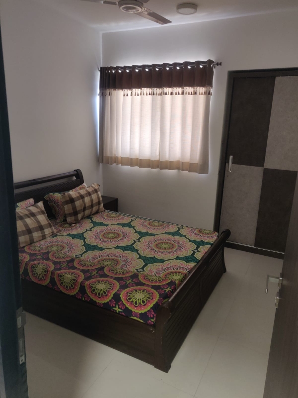 Resale 3 Bedroom 1124 Sq.Ft. Apartment in Lodha Splendora, Ghodbunder