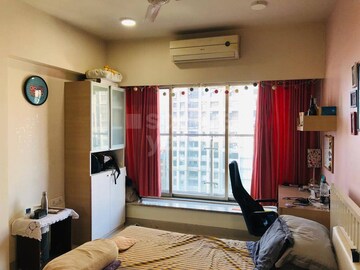 Master Bedroom in 4 BHK Apartment at Andheri West – for Sale
