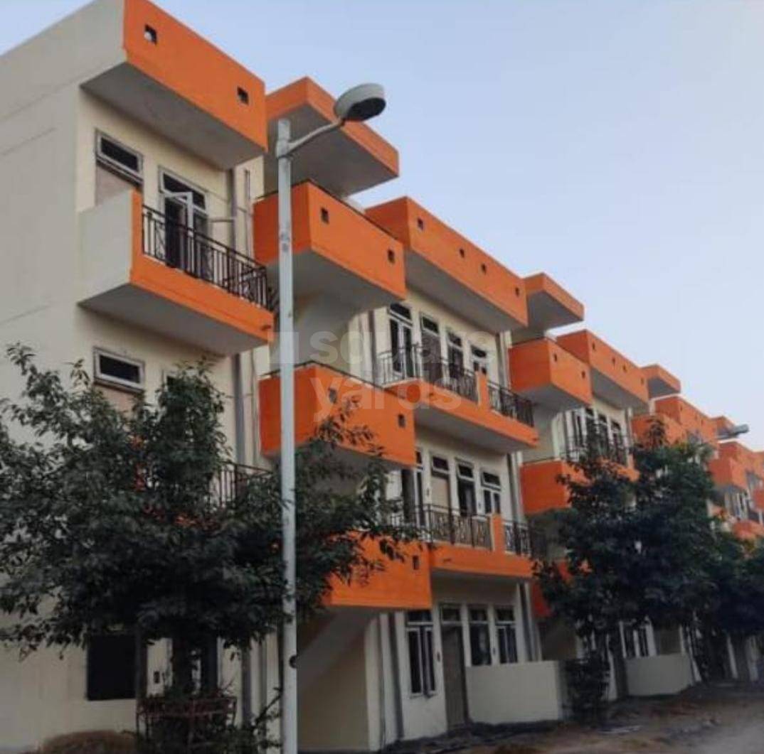 Resale 6 Bedroom 1467 Sq.Ft. Villa in Uppal Southend, Sector 49 Gurgaon