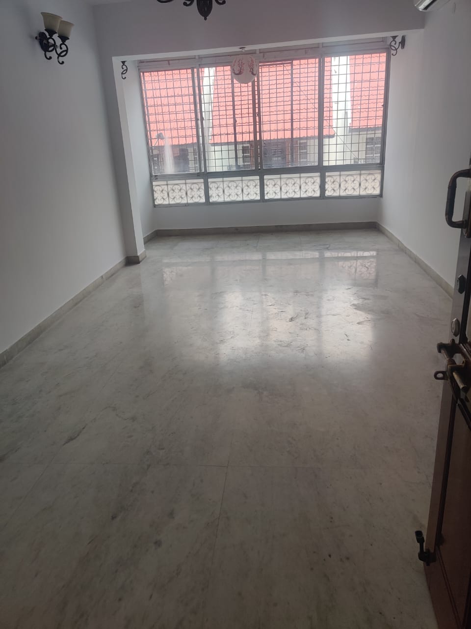 Rental 3 Bedroom 1800 Sq.Ft. Apartment in Neeladri Mahal, Jayamahal