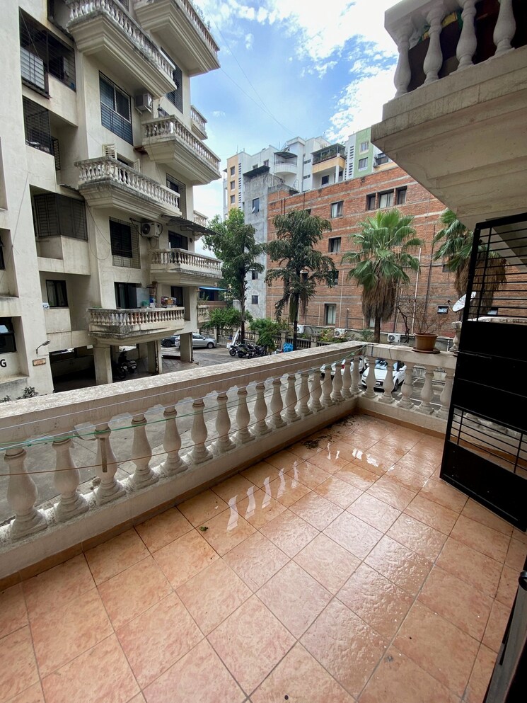 Balcony, dorabjee-enclave 1 Bedroom 650 Sq.Ft. Apartment In Salunkhe Vihar Society Pune 5438316