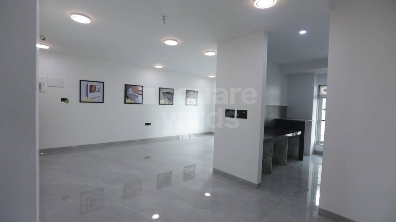 Rental 3 Bedroom 1105 Sq.Ft. Apartment in Dhaval Sunrise Orlem, Malad