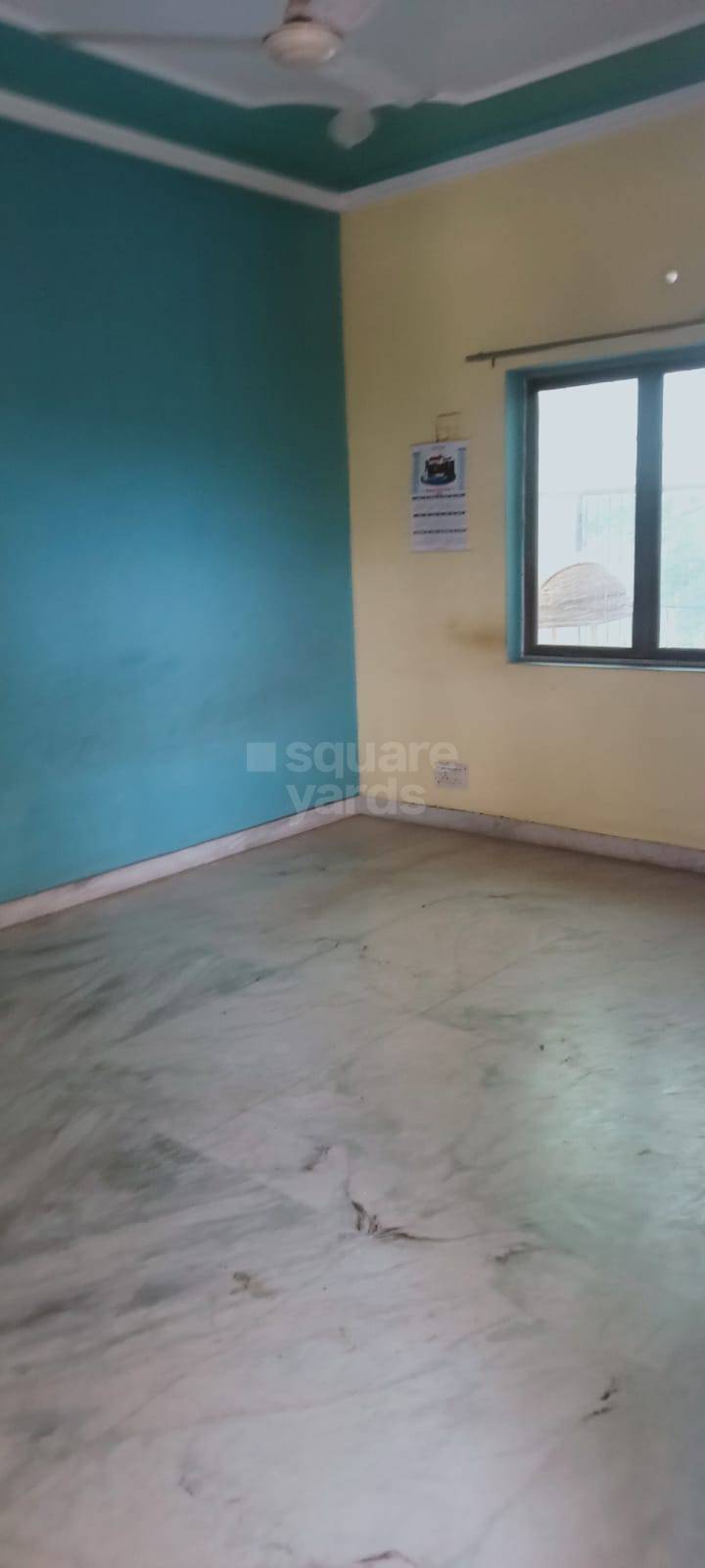 Resale 5 Bedroom 60 Sq.Mt. Independent House in Gn Sector Alpha ii