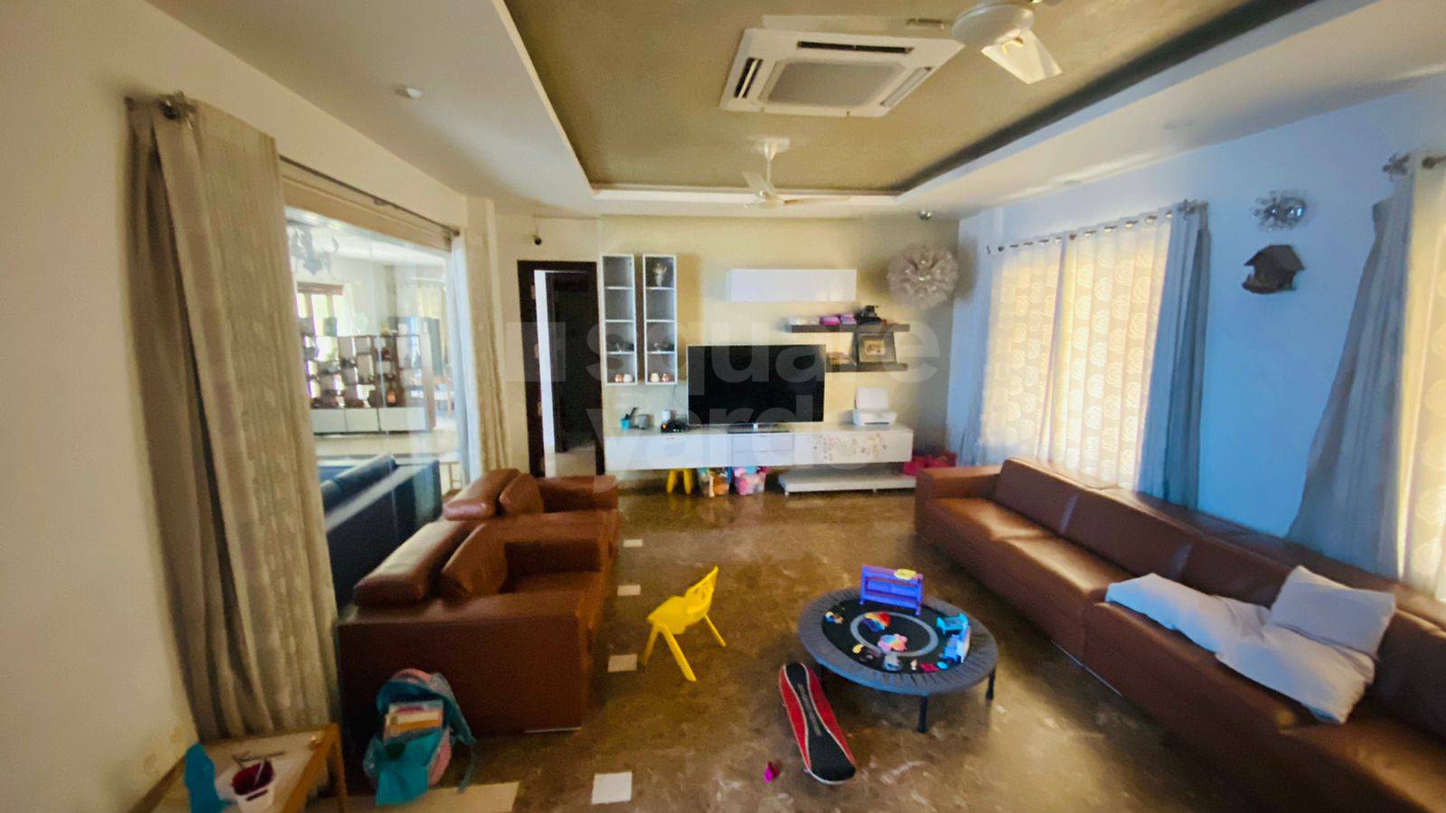 Resale 5 Bedroom 10000 Sq.Ft. Villa in Jubilee Hills Hyderabad 5599517