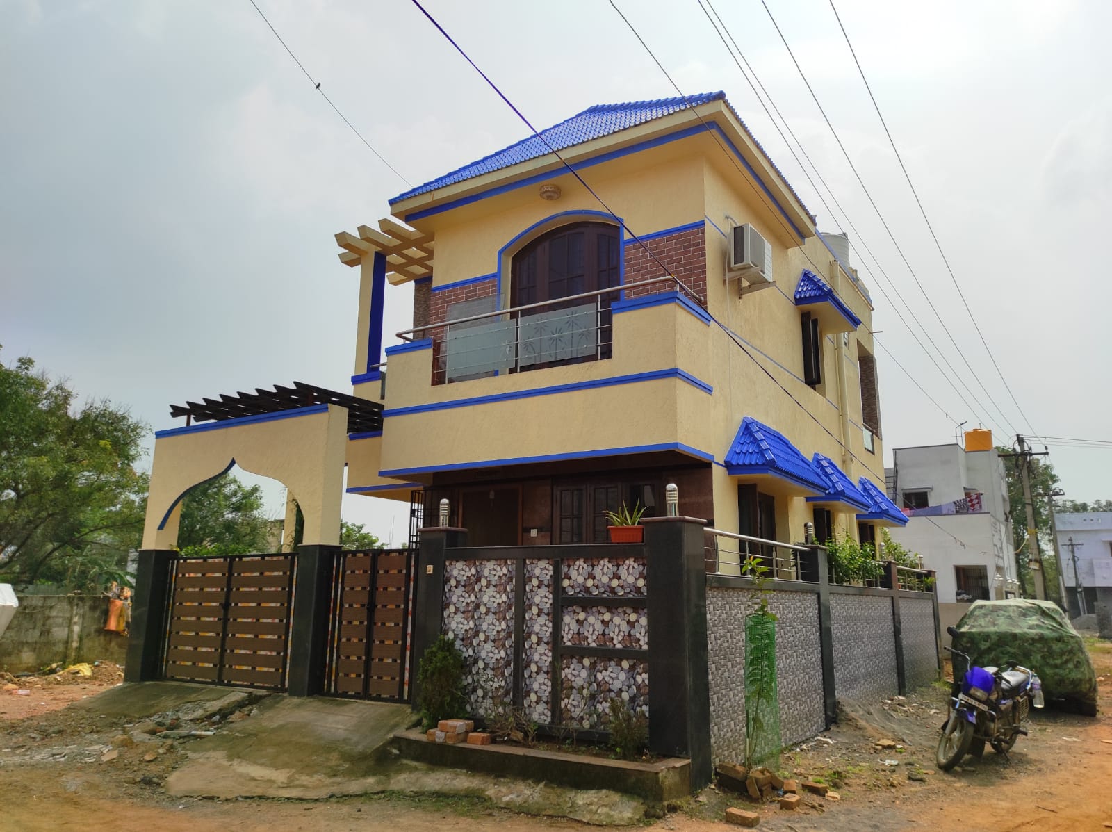 Resale 2 Bedroom 1000 Sq.Ft. Independent House in Guduvanchery Chennai