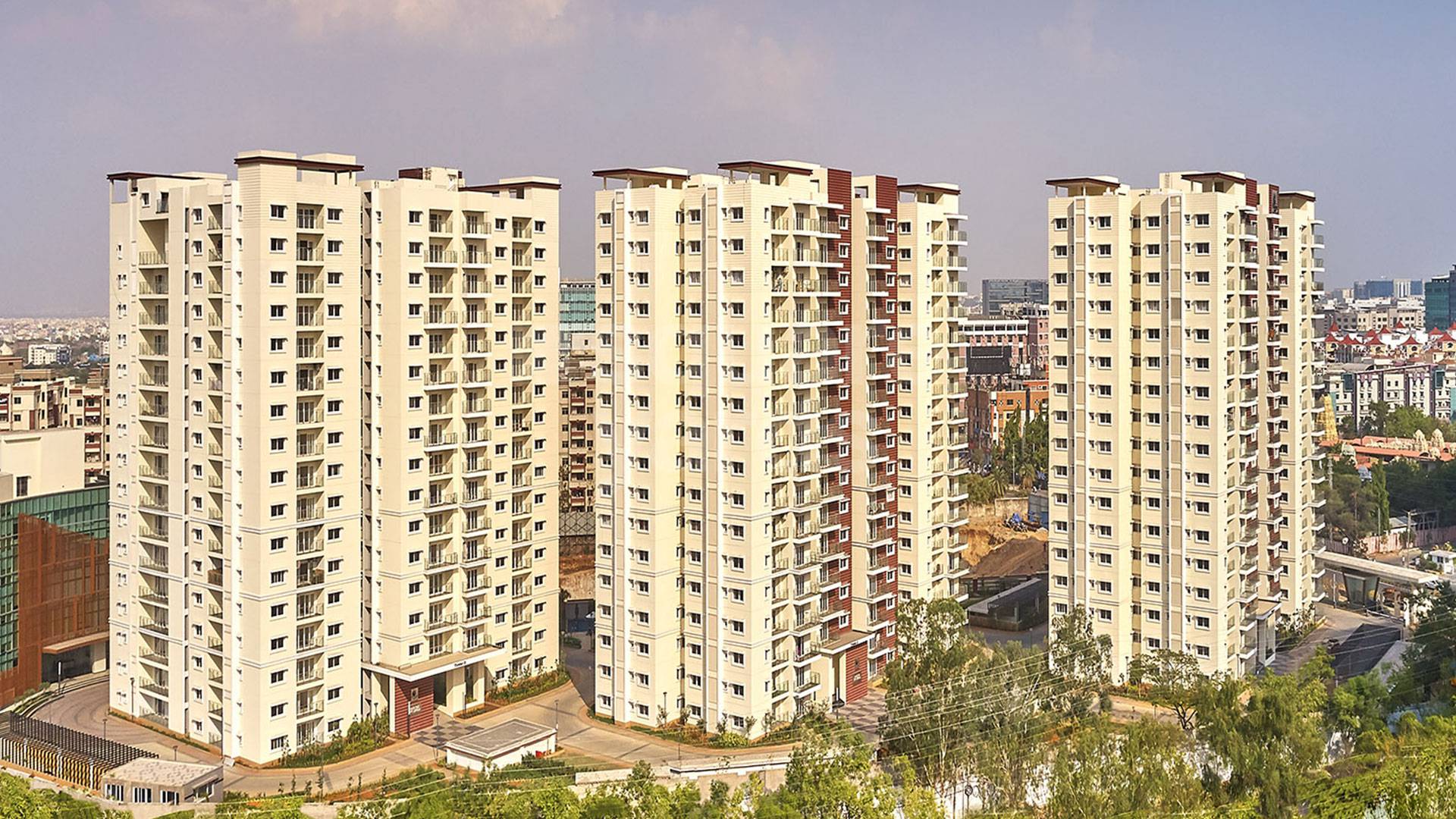 Rental 3 Bedroom 1890 Sq.Ft. Apartment in Vishnu Vistara, Hi Tech City