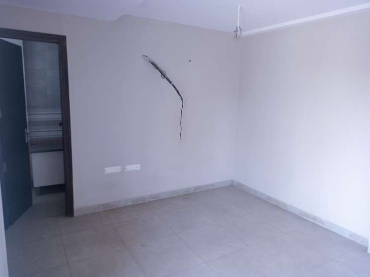 3 Bedroom 250 Sq.Yd. Builder Floor in Ballabhgarh Sector 64 Faridabad