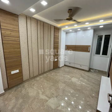 Room in 2 BHK Builder Floor at Janakpuri – for Rent