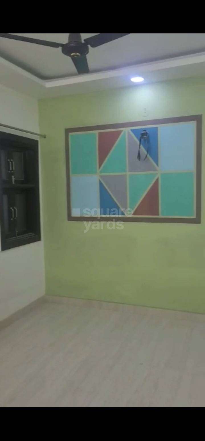 4 Bedroom 161 Sq.Ft. Builder Floor in Bhola Nath Nagar Delhi