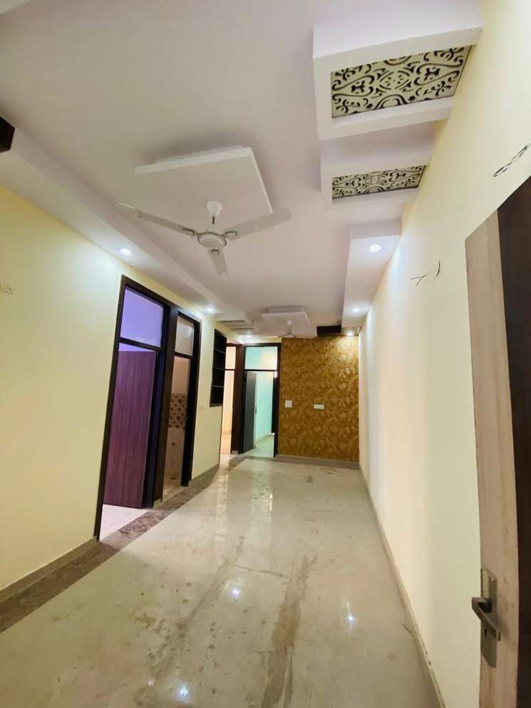 3 Bedroom 900 Sq.Ft. Builder Floor in Gokalpuri Delhi