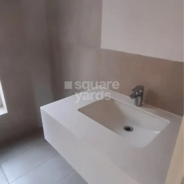 Bathroom in 3 BHK Apartment at M3M Skywalk, Sector 74 – for Rent