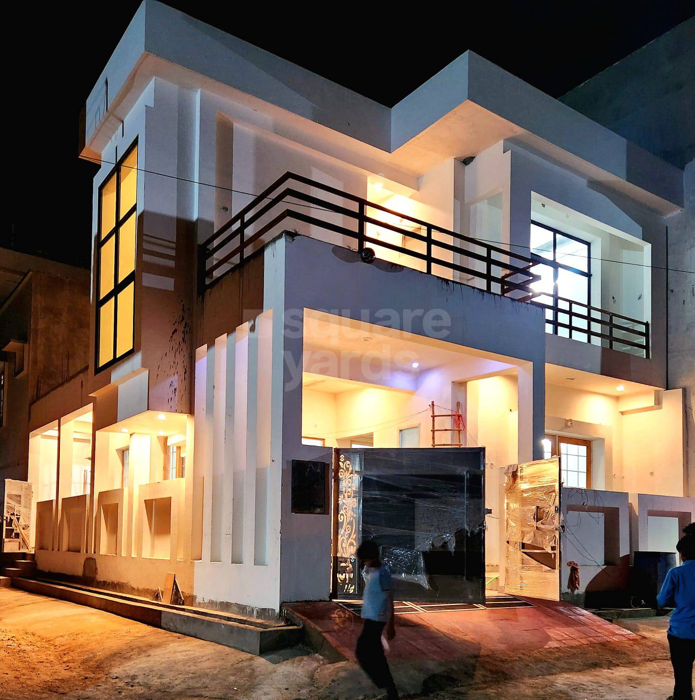 Rental 3 Bedroom 1600 Sq.Ft. Independent House in Jankipuram Extension