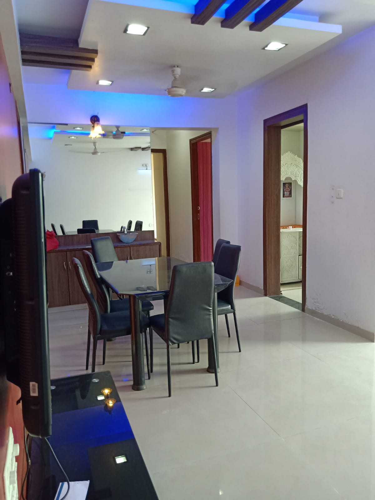 Rental 2 Bedroom 652 Sq.Ft. Apartment in K Raheja Interface Heights