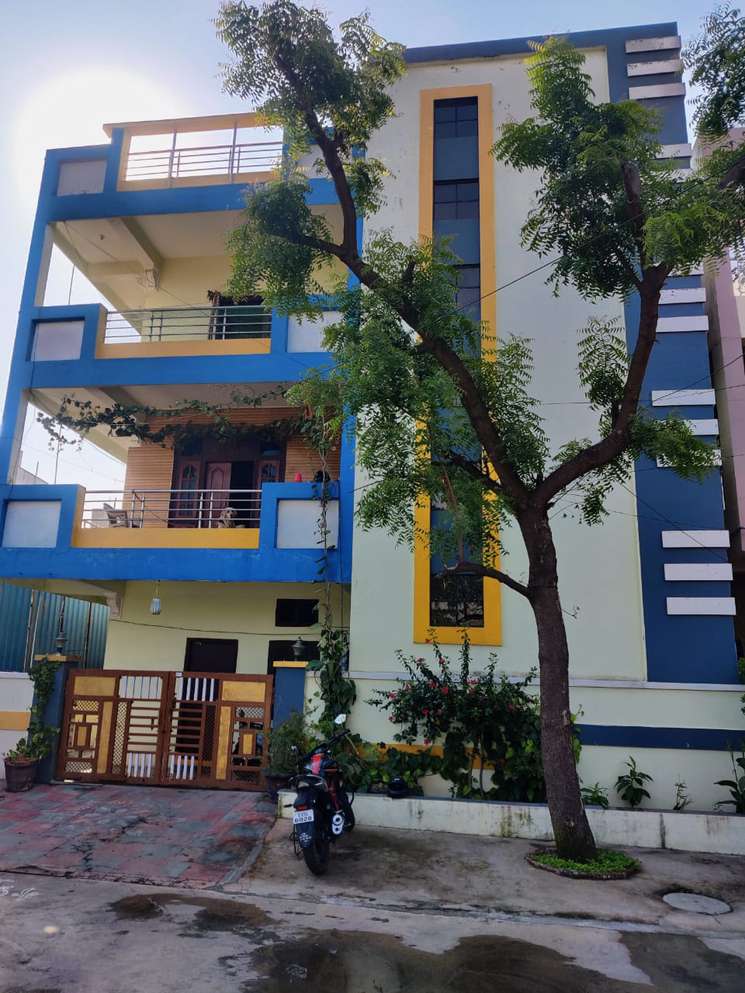 4 Bedroom 350 Sq.Yd. Villa in Tellapur Hyderabad