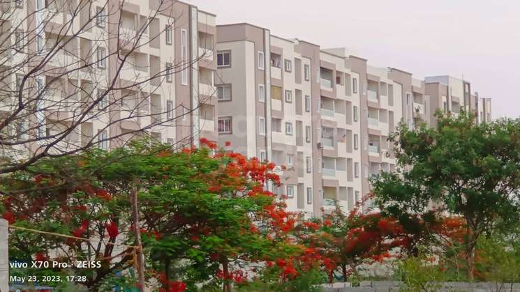 Luxurious HigH-Rise Apartment Flats For Sale Near By Kolluru