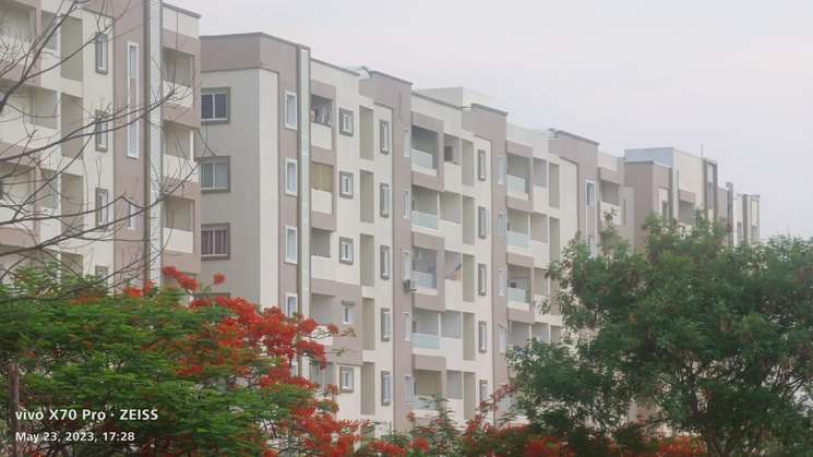 Luxurious HigH-Rise Apartment Flats For Sale In Kolluru