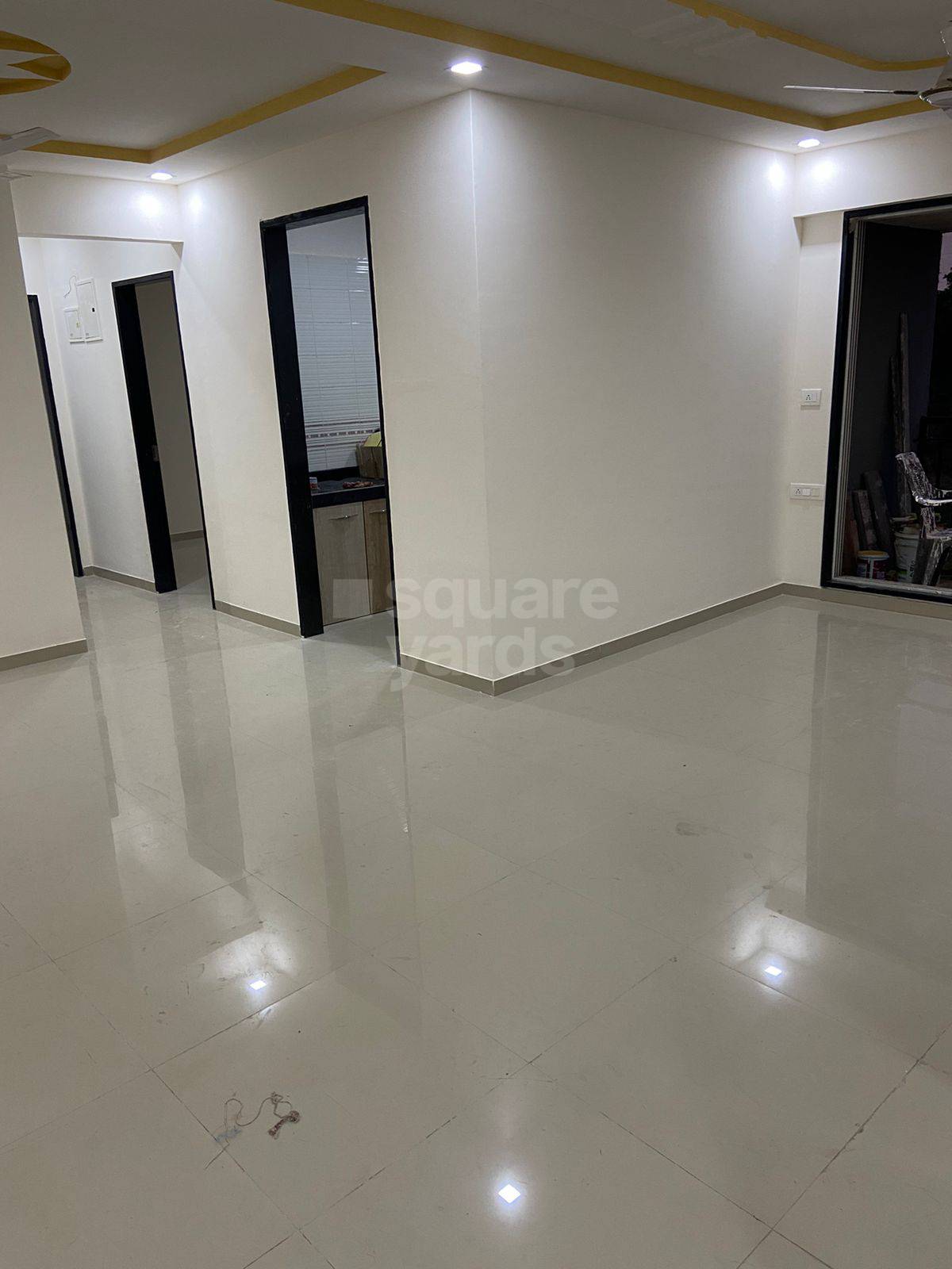 Rental 2 Bedroom 964 Sq.Ft. Apartment in Hiraco Eminence, Mira Road