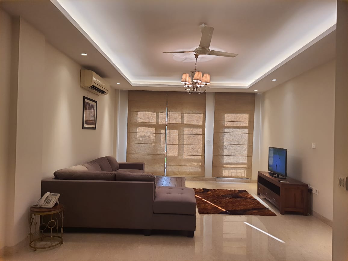 Rental 4 Bedroom 4500 Sq.Ft. Apartment in RWA Green Park Extension