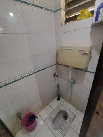 Bathroom in 1 BHK Apartment at Seawoods – for Rent