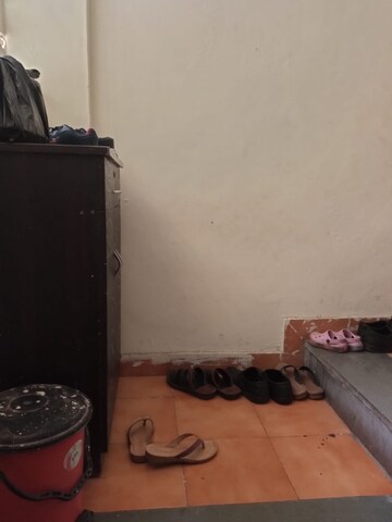 Master Bedroom in 1 BHK Apartment at Seawoods – for Rent