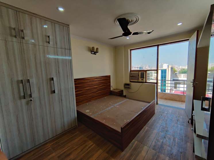 3 Bedroom 1350 Sq.Ft. Builder Floor in Sector 57 Gurgaon