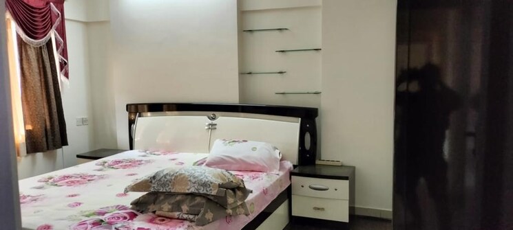 Master Bedroom, royal-classic-co-op-society 3 Bedroom 1450 Sq.Ft. Apartment In Andheri West Mumbai 5482708