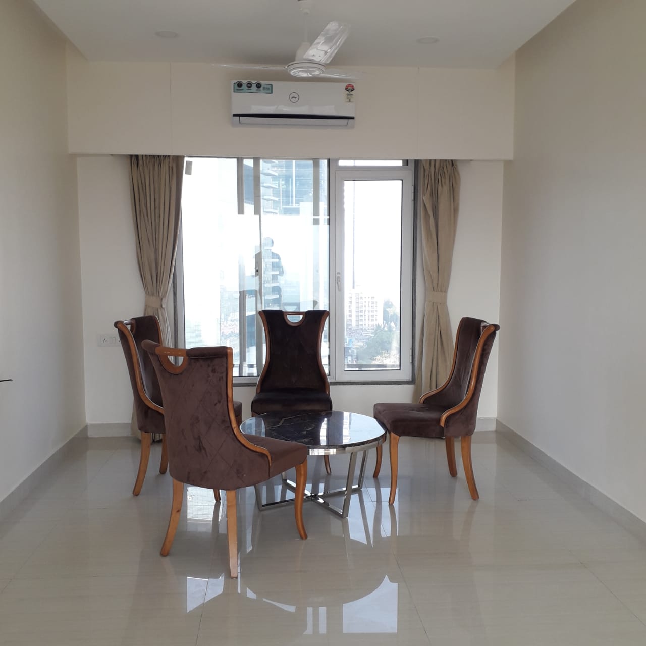 Rental 1 Bedroom 500 Sq.Ft. Apartment in Meghana Apartment, Lower Parel