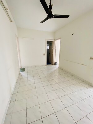 2 BHK Apartment For Rent in Grafficon Apartment, Nibm Road