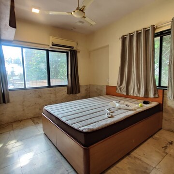 2 BHK Apartment For Rent in Juhu