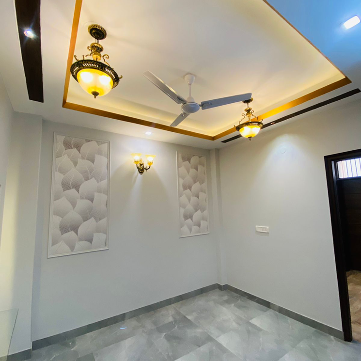 2 Bedroom 854 Sq.Ft. Builder Floor in Azadpur Delhi