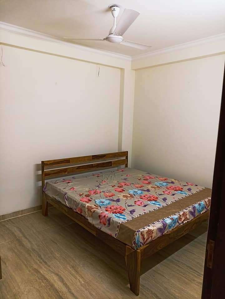 3 Bedroom 1200 Sq.Ft. Builder Floor in Shalimar Garden Ghaziabad