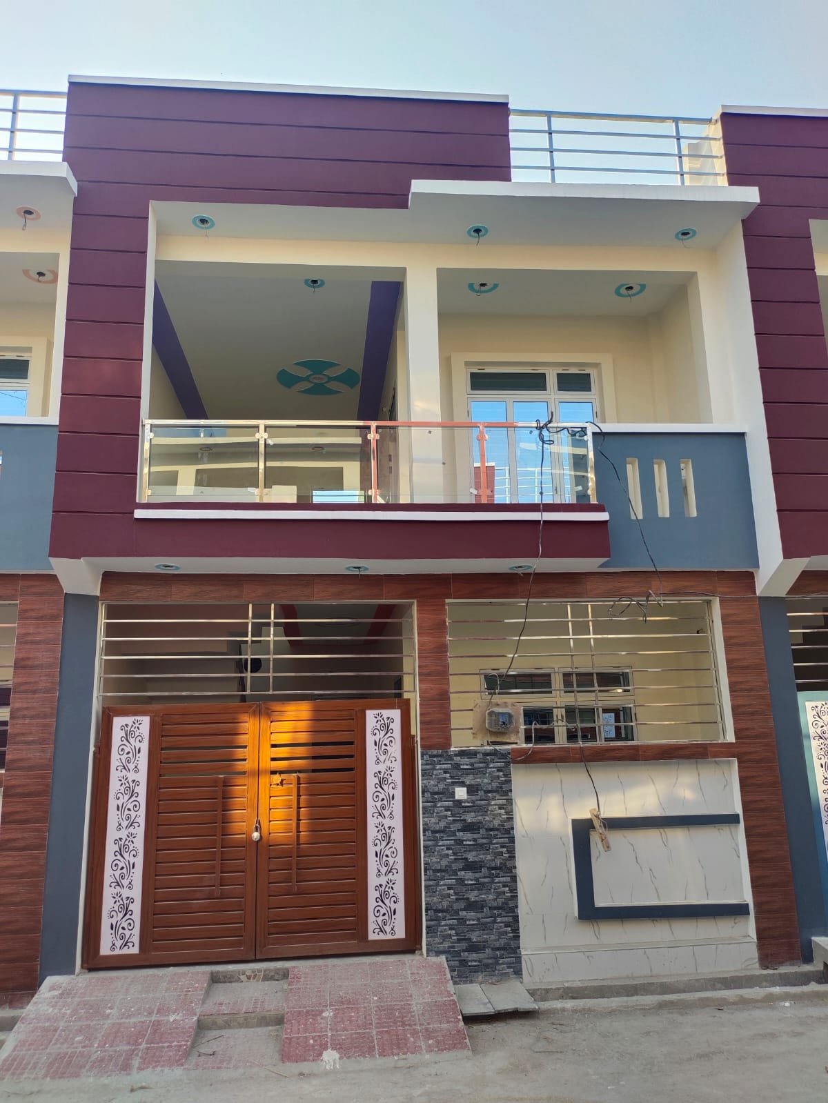 Resale 2 Bedroom 1250 Sq.Ft. Independent House in Amar Shaheed Path