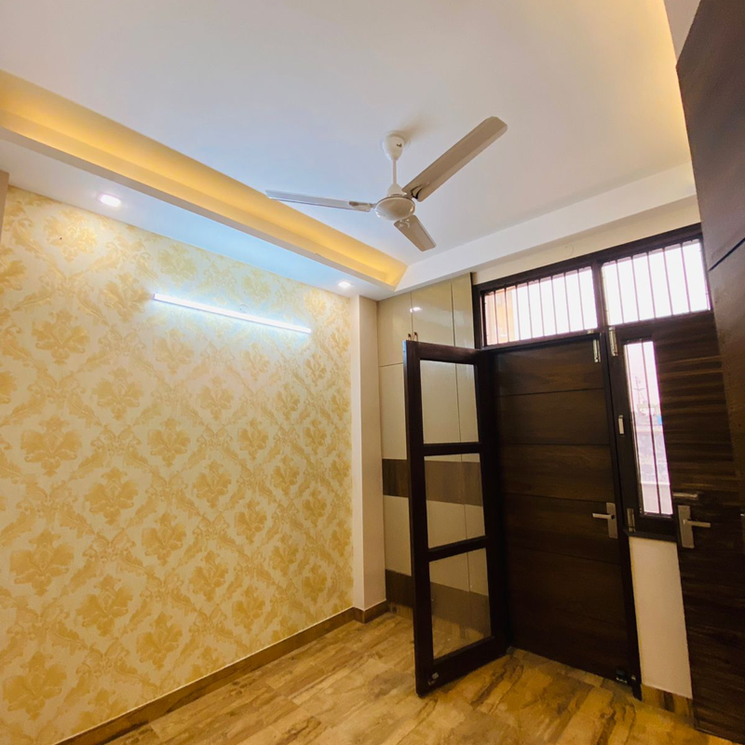 2 Bedroom 818 Sq.Ft. Builder Floor in Shahdara Delhi