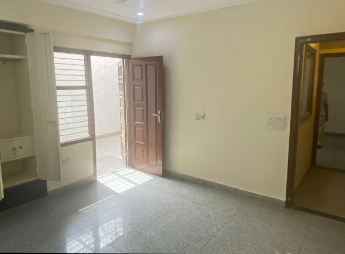 Rental 2 Bedroom 1200 Sq.Ft. Builder Floor in New delhi Apartments