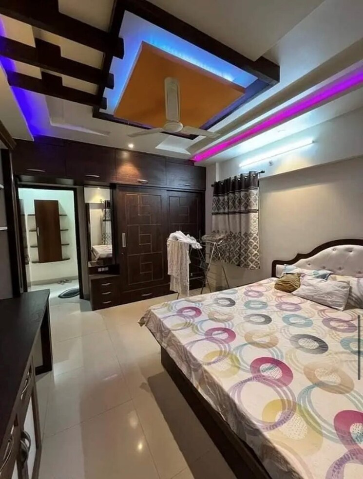 Master Bedroom, raheja-vistas-phase-1 3 Bedroom 1500 Sq.Ft. Apartment In Nibm Pune 5497489