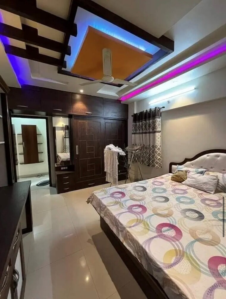 Master Bedroom, raheja-vistas-phase-1 3 Bedroom 1500 Sq.Ft. Apartment In Nibm Pune 5497557
