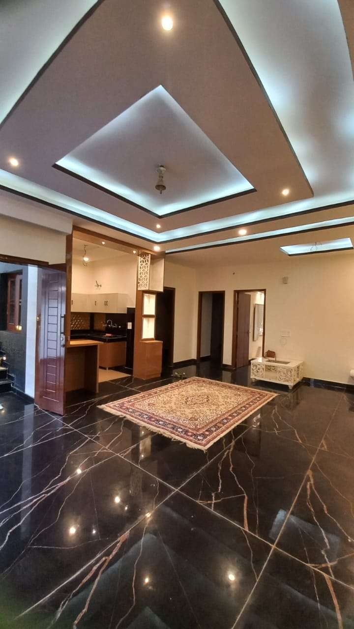 5 Bedroom 140 Sq.Yd. Independent House in Sunny Enclave Mohali