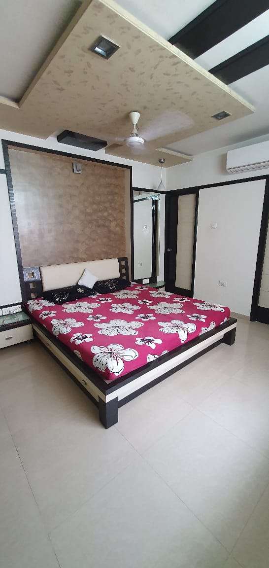 3 Bedroom 2200 Sq.Ft. Apartment in Prahlad Nagar Ahmedabad