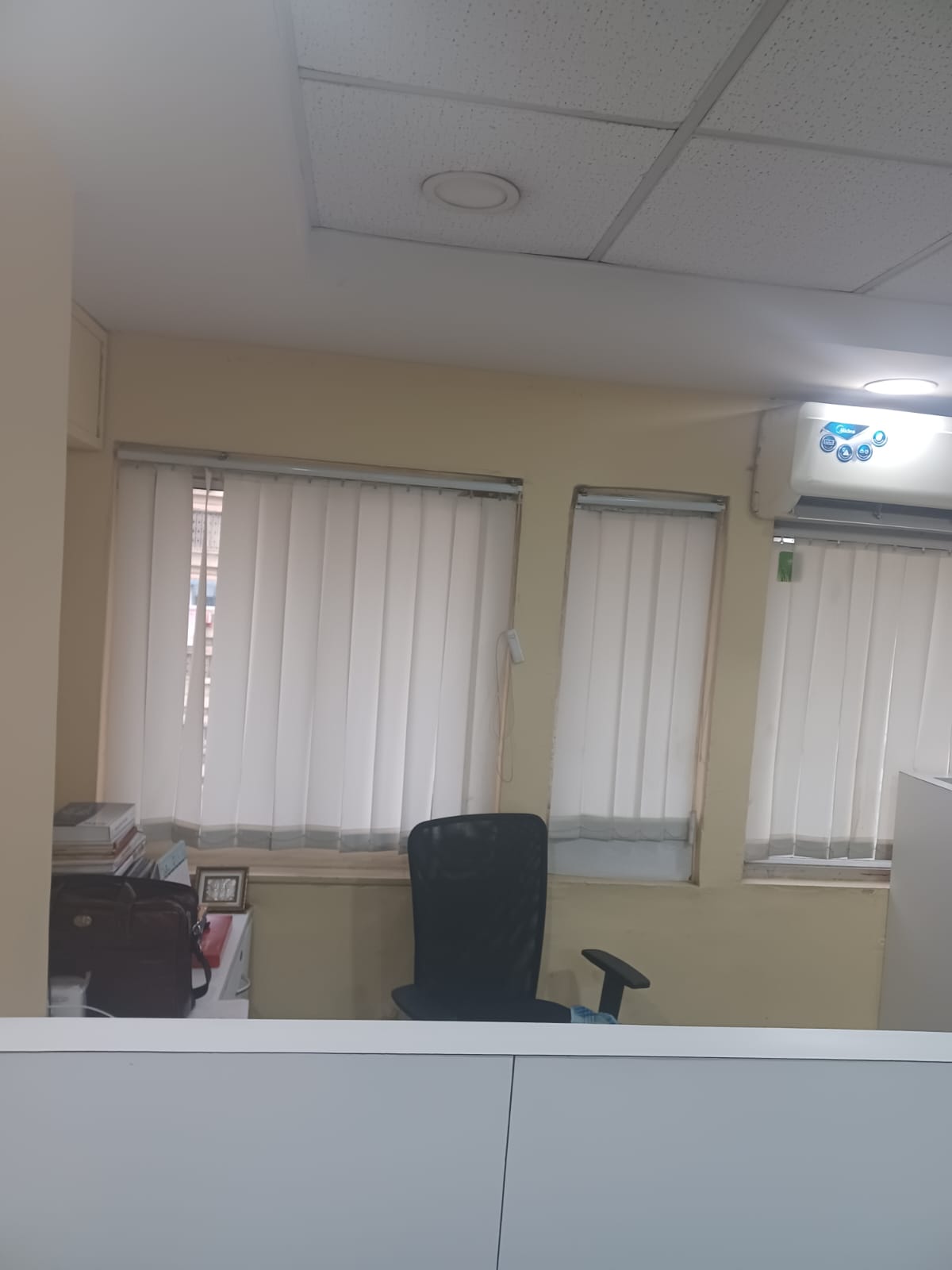 Rental Commercial Office Space 667 Sq.Ft. in Minto Park Kolkata 5509088