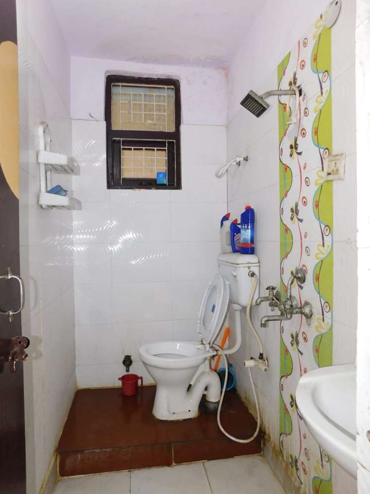 1.5 Bedroom 450 Sq.Ft. Builder Floor in A Block Shalimar Garden Ghaziabad