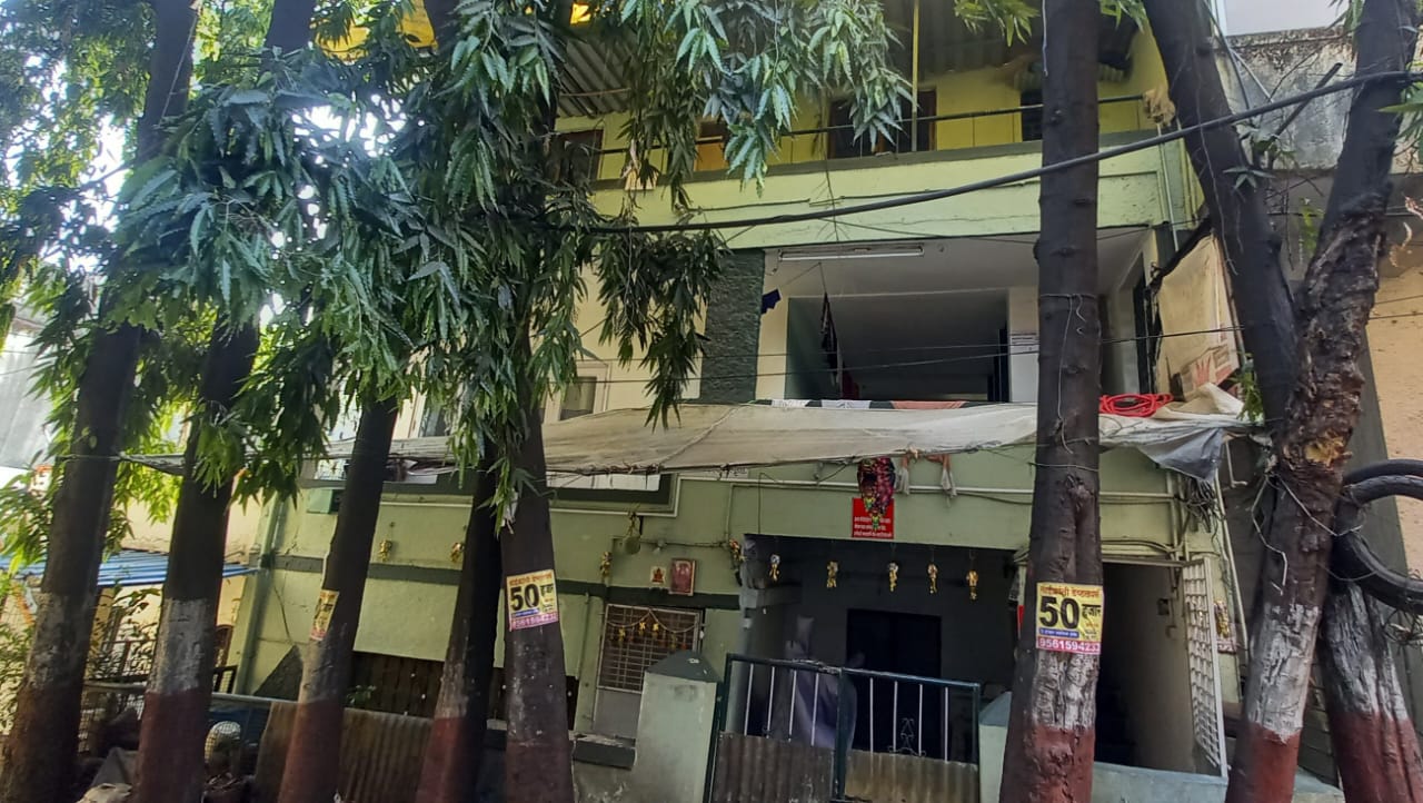 Resale 6+ Bedroom 2000 Sq.Ft. Independent House in Katraj Pune 5511053