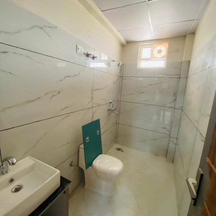 Bathroom, ansal-api-esencia 3 Bedroom 1575 Sq.Ft. Builder Floor In Sector 67 Gurgaon 5512680