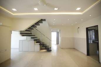 4 BHK Apartment For Resale in Dheeraj Serenity Santacruz West Mumbai 5513843