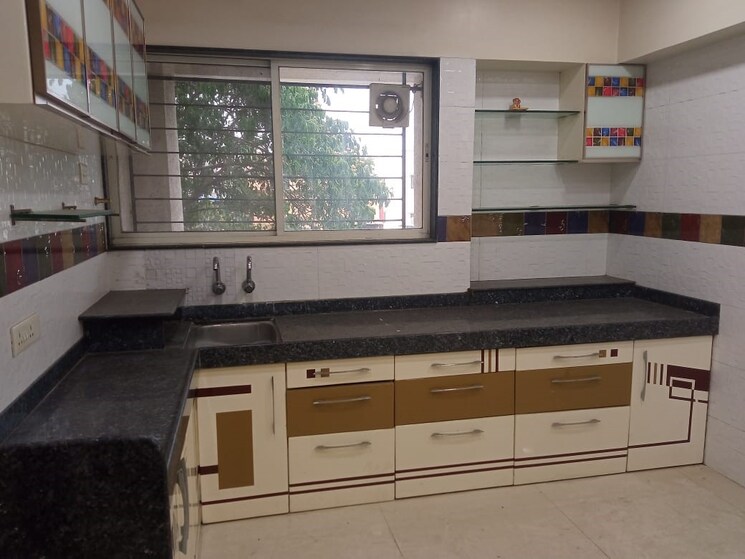Kitchen, mukund nagar 3 Bedroom 1600 Sq.Ft. Apartment In Mukund Nagar Pune 5513844