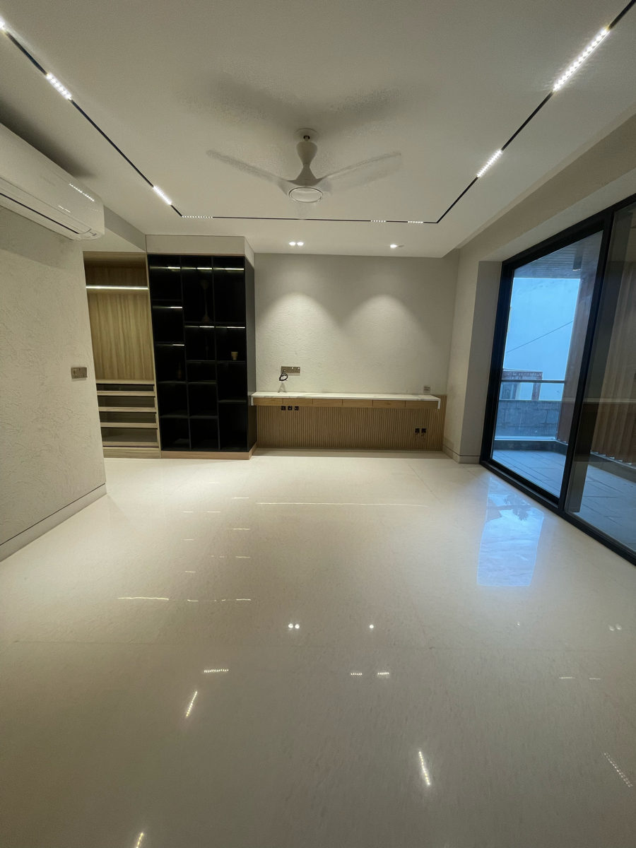 53+ Independent House near Hanuman Mandir, Shakarpur Delhi for Sale